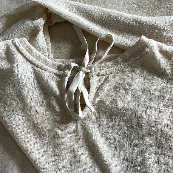 Bambi Top - LC Lauren Conrad - Size M - Picture 4 of 5